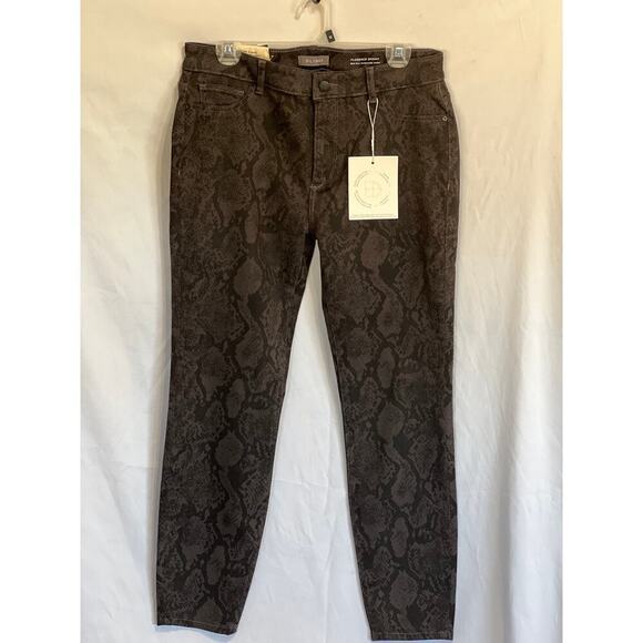NWT DL1961 Jeans / Black-Snakeskin Pattern / Size 31 - Picture 2 of 11